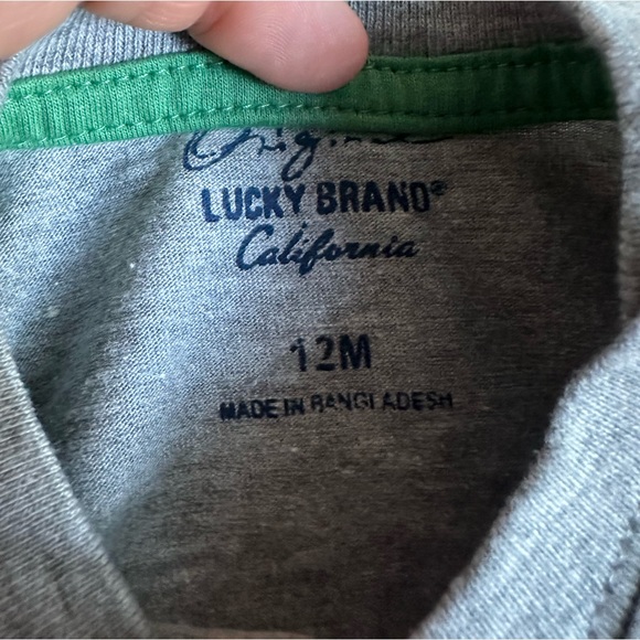 Baby lucky brand bundle tshirt and button down shirt size 12M - Picture 5 of 17